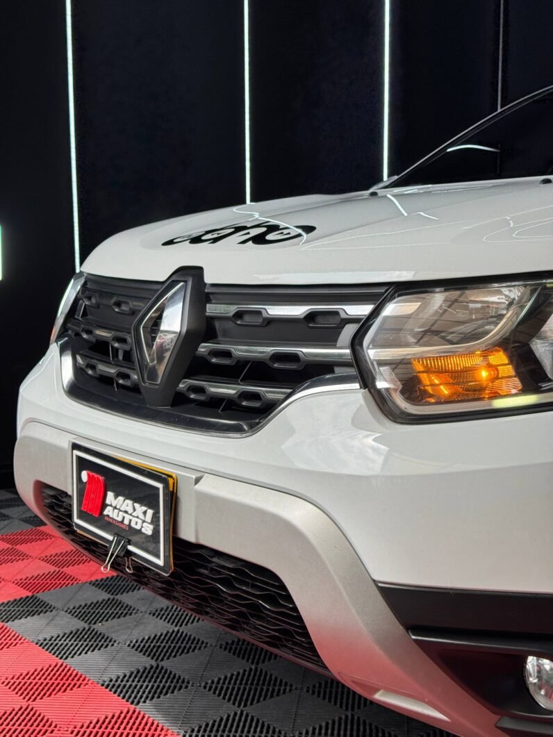 
								RENAULT DUSTER ICONIC MT 1.3T 4X4 full									