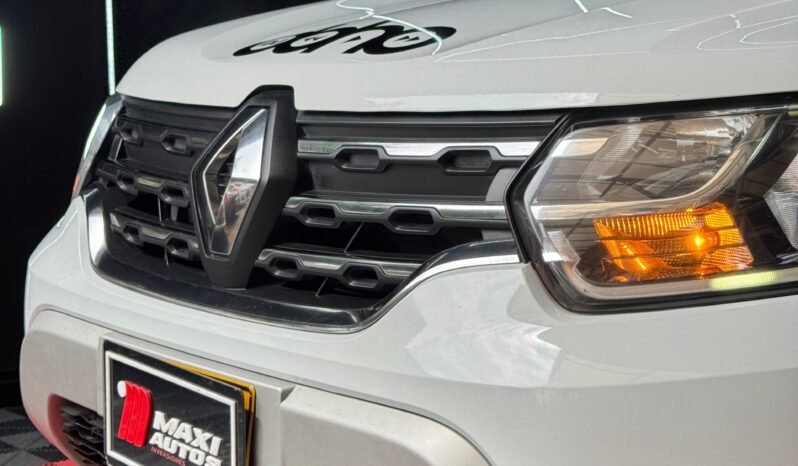 
								RENAULT DUSTER ICONIC MT 1.3T 4X4 full									