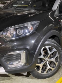 
										RENAULT captur Intens Bose at 2.0 full									