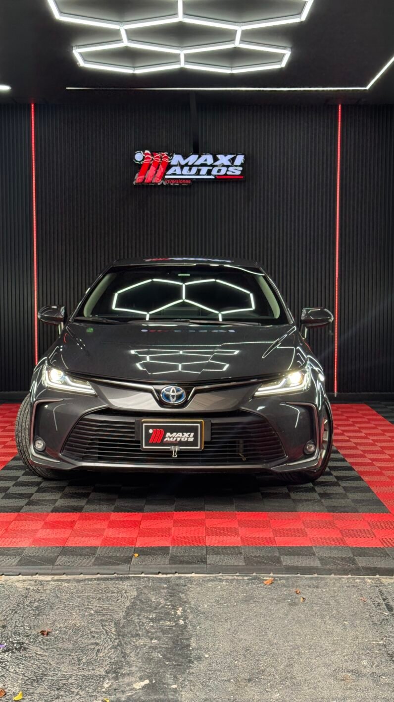 
								TOYOTA COROLLA XEI AT 1.8 HIBRIDO full									