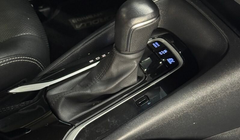 
								TOYOTA COROLLA XEI AT 1.8 HIBRIDO full									