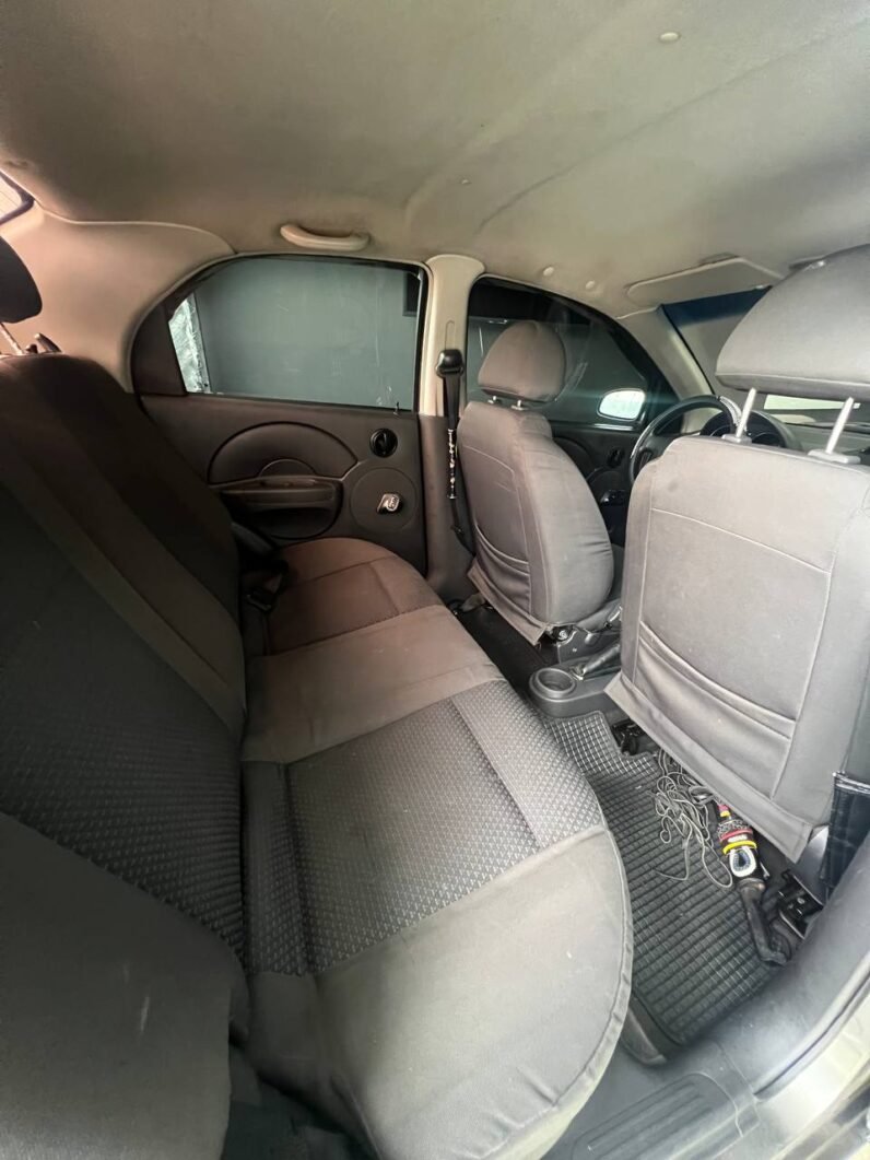 
								CHEVROLET AVEO FAMILY 1.5 MT AA SD full									