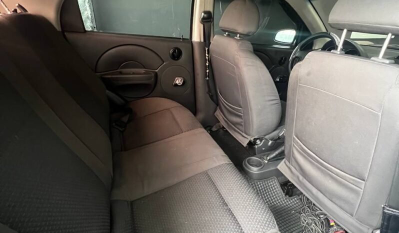 
								CHEVROLET AVEO FAMILY 1.5 MT AA SD full									