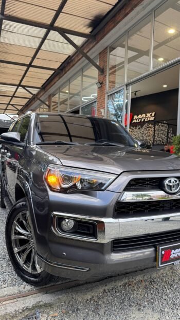 TOYOTA 4 RUNNER LIMITED 4*4 GASOLINA 4.0L AT