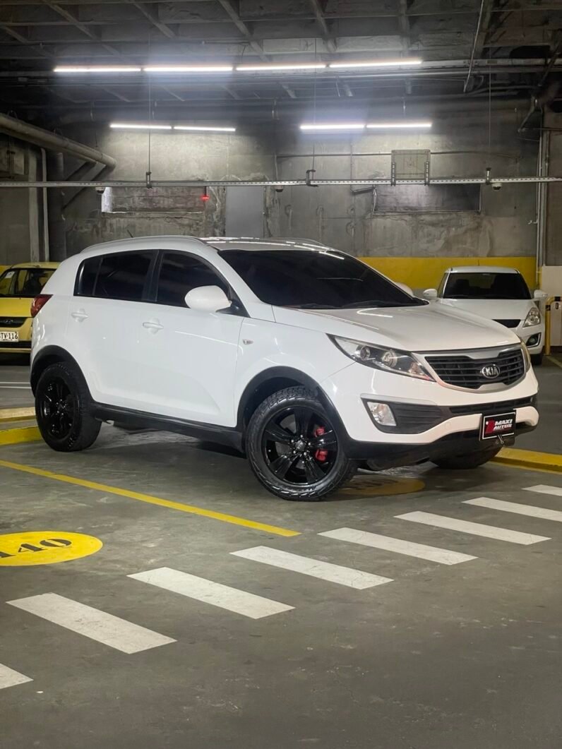 
								KIA NEW SPORTAGE LX MT 2.0L GASOLINA 4X2 full									
