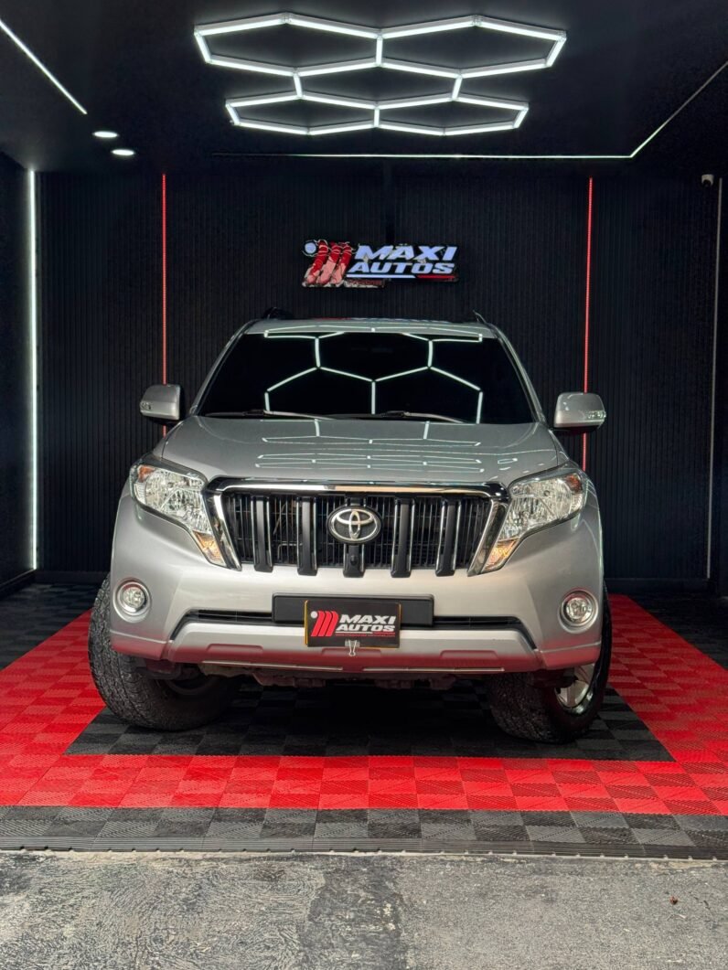 
								TOYOTA PRADO TX 4.0L AT 4×4 full									