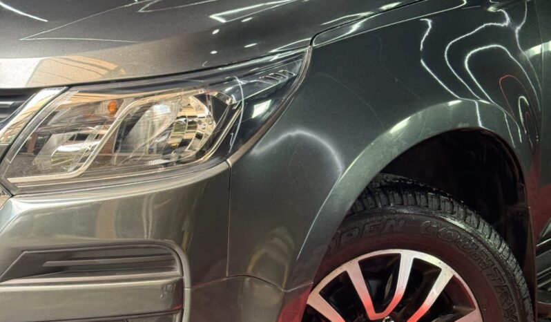 
								CHEVROLET COLORADO HIGH COUNTRY 2.8 AT 4X4 full									