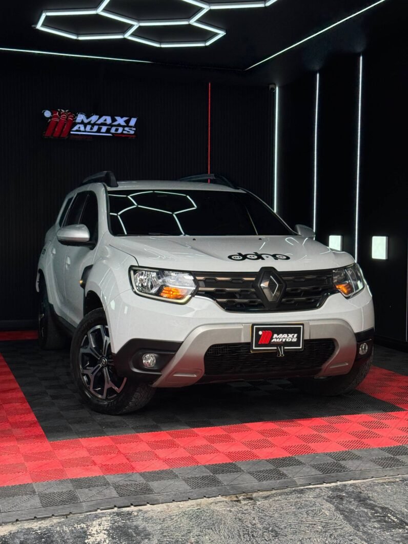 
								RENAULT DUSTER ICONIC MT 1.3T 4X4 full									