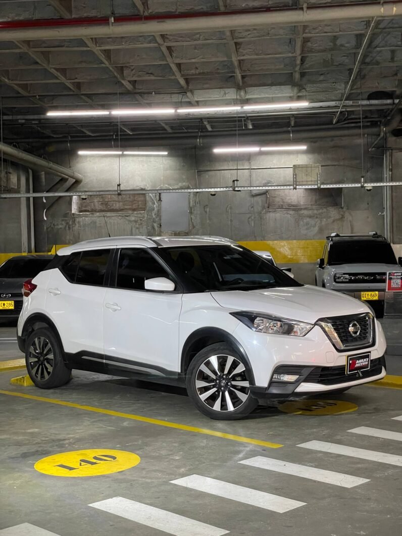 
								NISSAN KICKS ADVANCE 1.6L AT full									