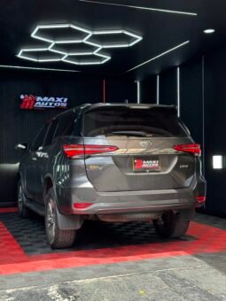 TOYOTA FORTUNER SR-V 2.4 AT DIESEL 4X2