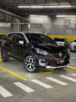 RENAULT captur Intens Bose at 2.0