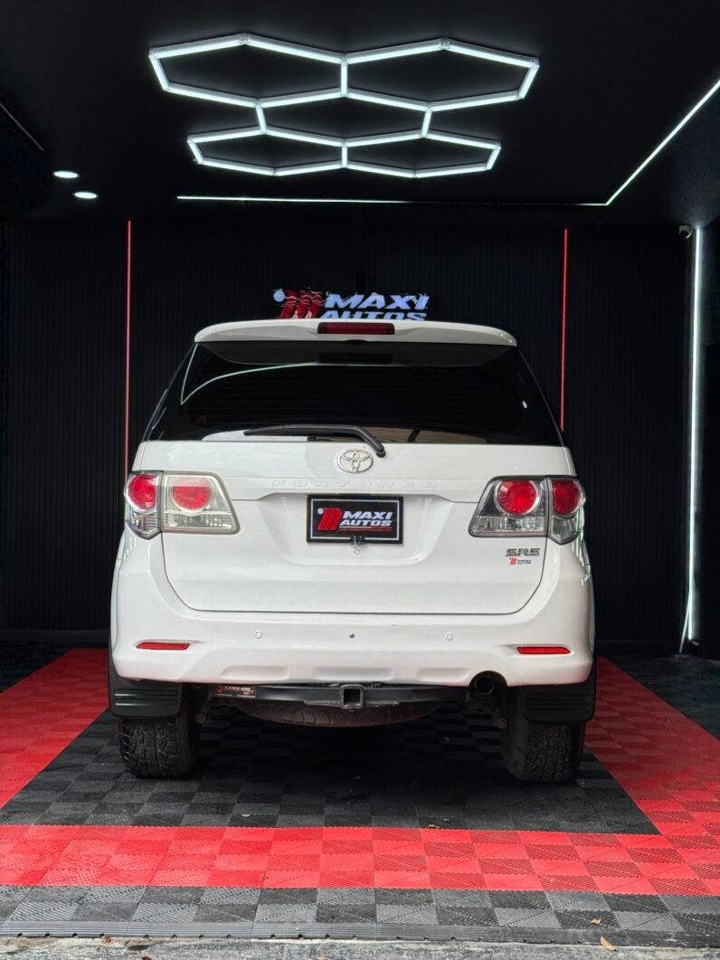 
								TOYOTA FORTUNER 2.7 AT 4×2 URBANA full									