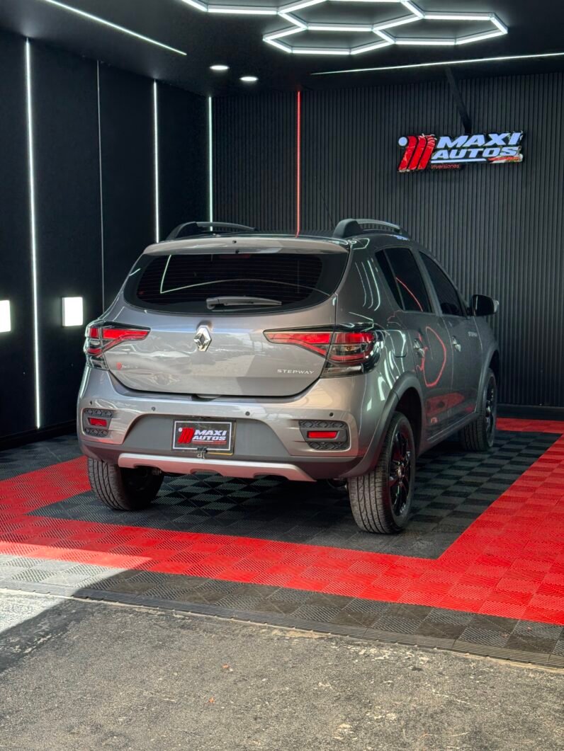 
								RENAULT STEPWAY INTENS AUT CVT 1.6 full									