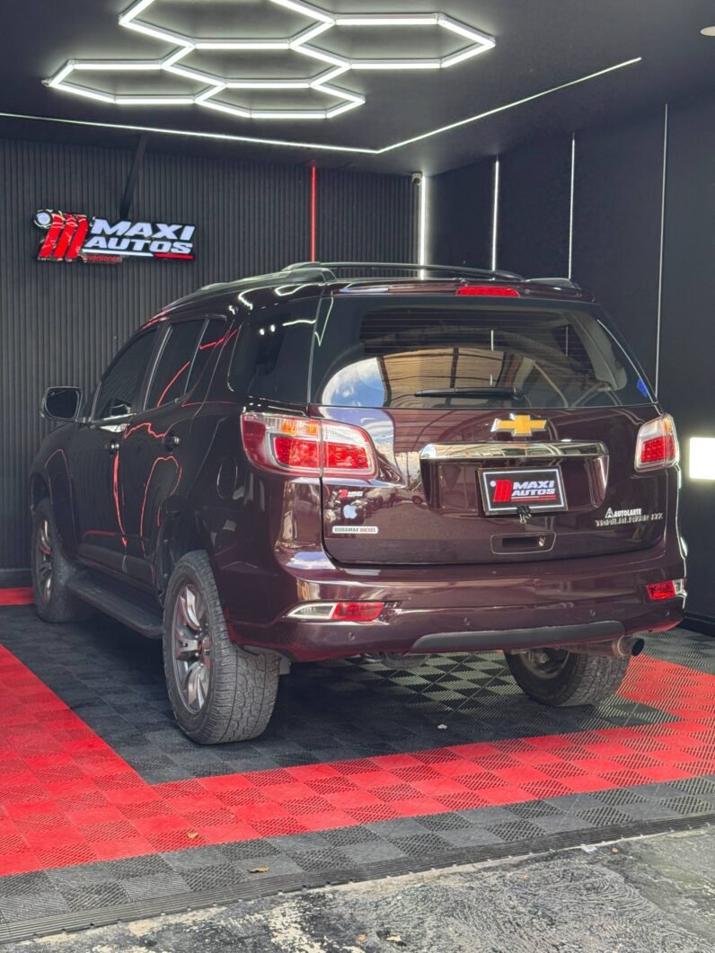 
								CHEVROLET TRAILBLAZER LTZ TP 2.8L 4X4 DIESEL full									