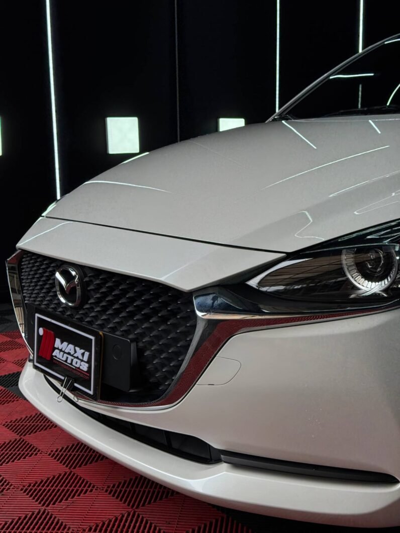 
								MAZDA 2 TOURING MT full									