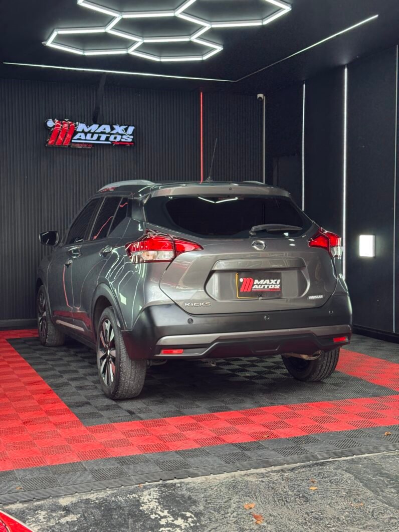 
								NISSAN KICKS ADVANCE MT 1.6L 4X2 full									