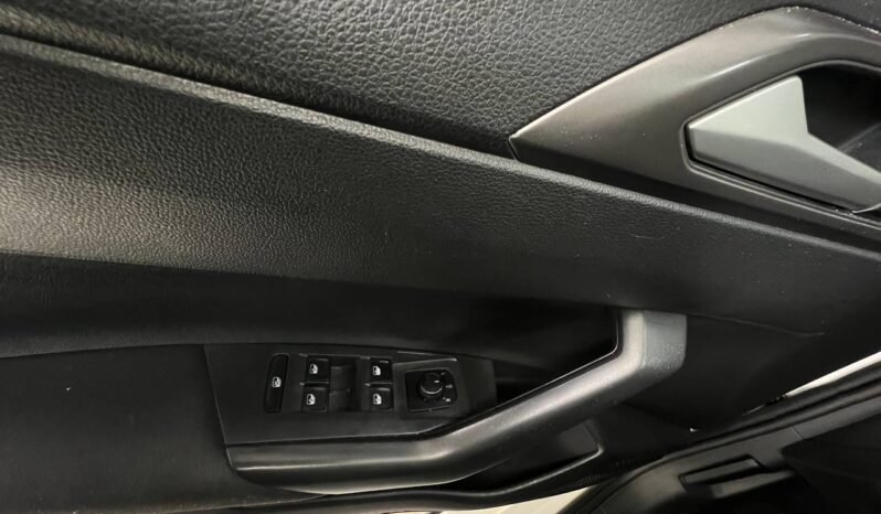 
								VOLKSWAGEN NIVUS COMFORTLINE AT 1.0 TURBO 4X2 full									