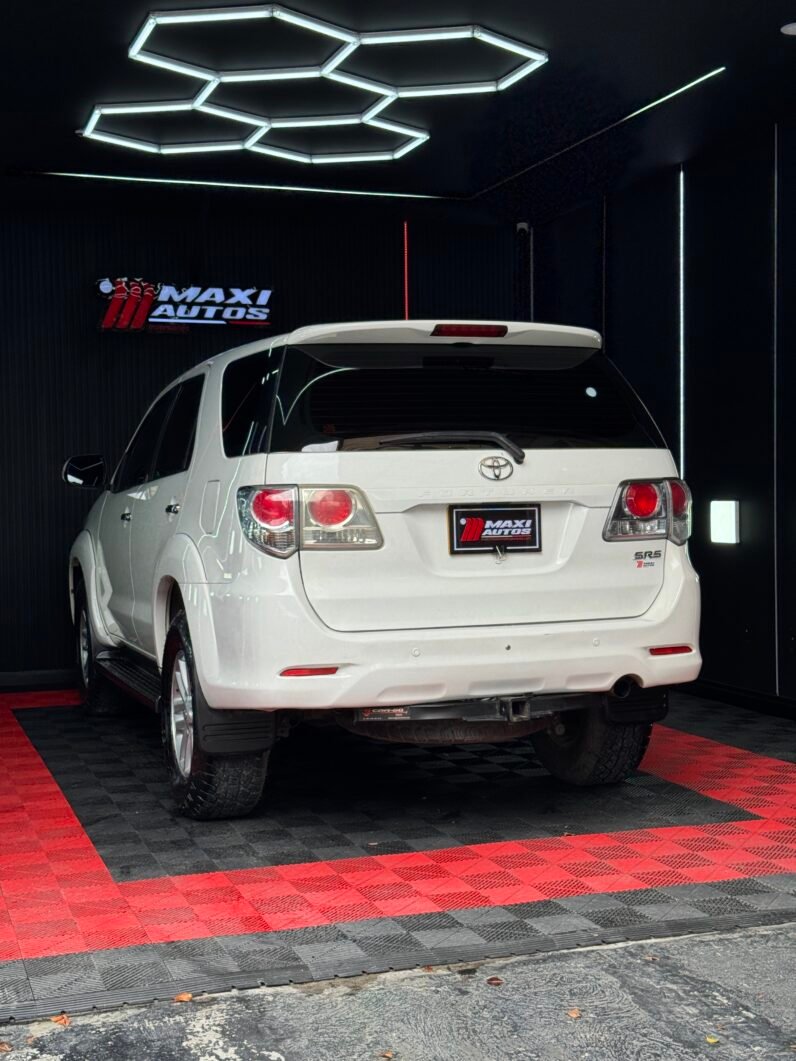 
								TOYOTA FORTUNER 2.7 AT 4×2 URBANA full									