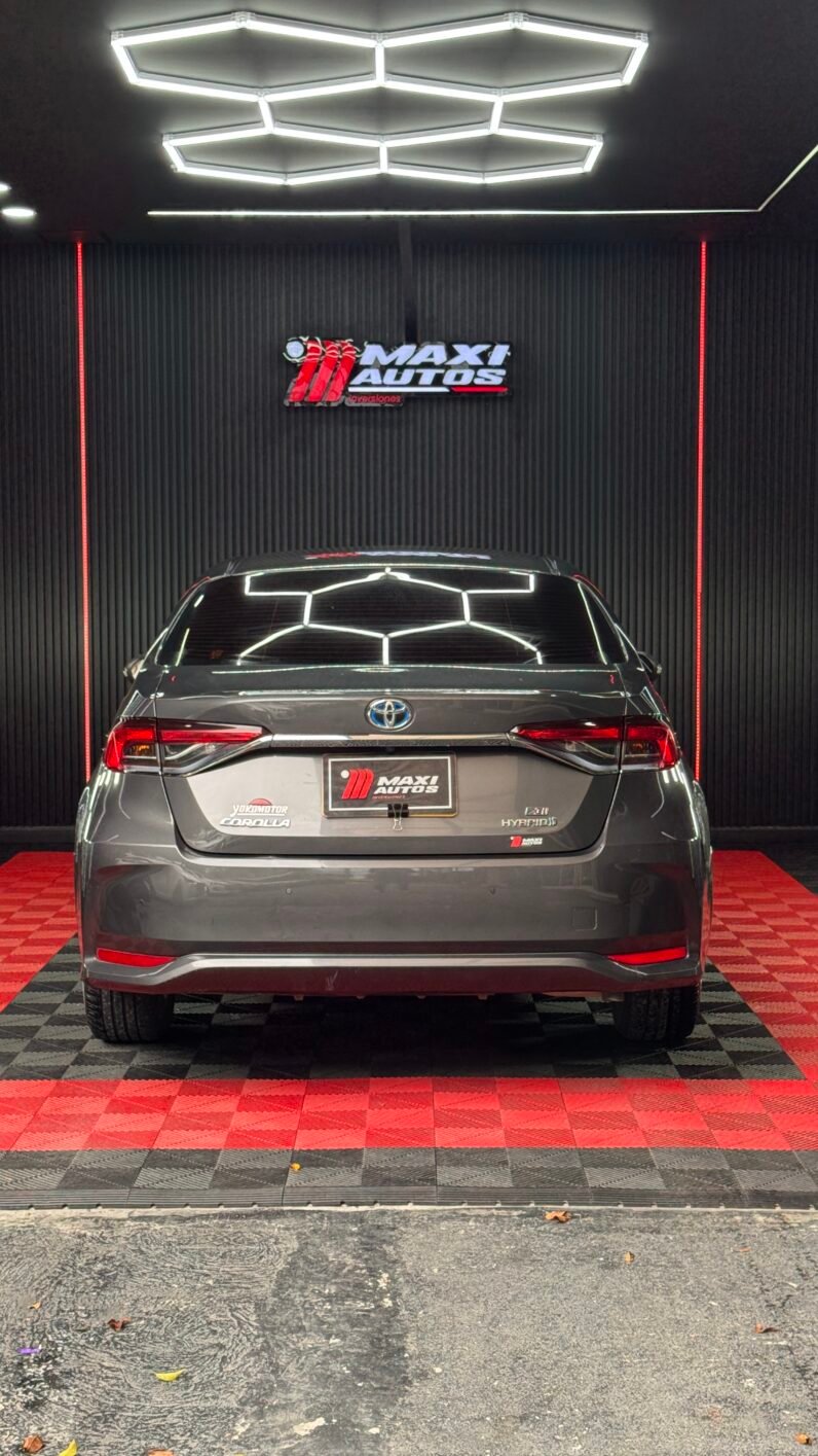 
								TOYOTA COROLLA XEI AT 1.8 HIBRIDO full									