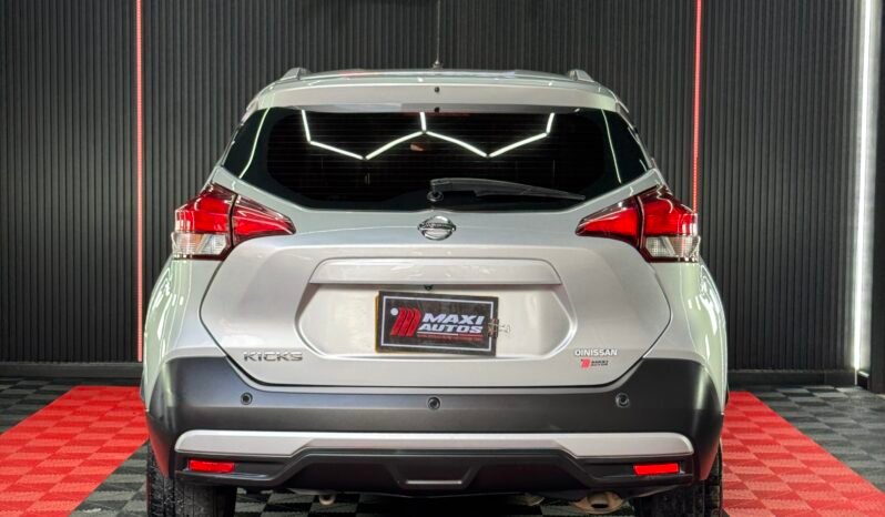 
								NISSAN KICKS ADVANCE MT 1.6L 4X2 full									