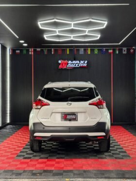 NISSAN KICKS ADVANCE 1.6L AT