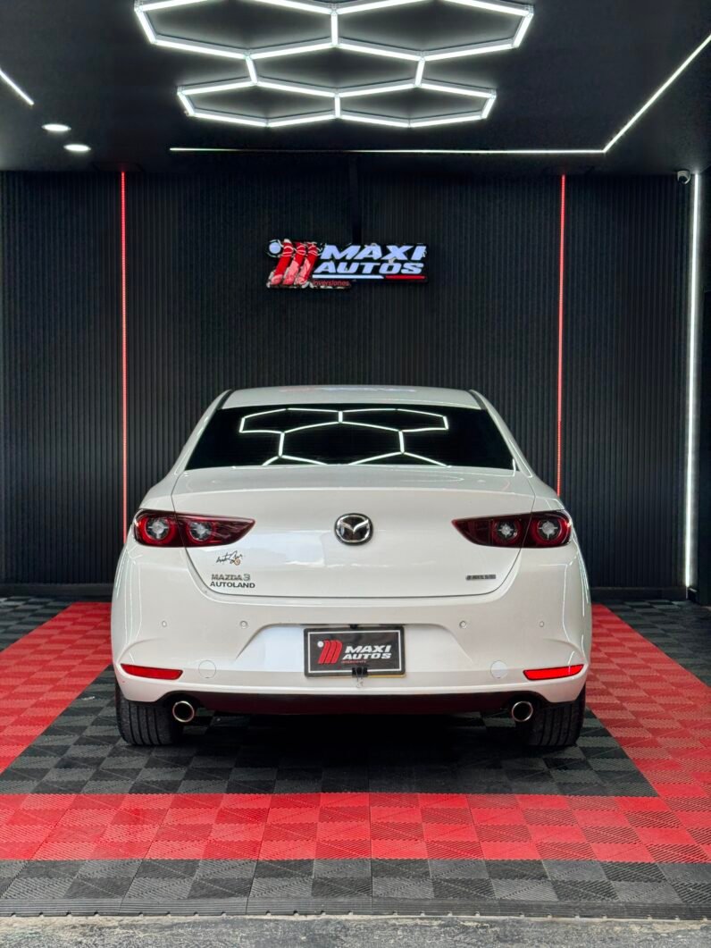 
								MAZDA 3 GRAND TOURING 2.0 AT full									