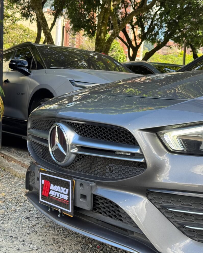 
								MERCEDES-BENZ CLA35 4MATIC 2.0 AT full									