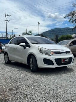 KIA RIO UB EX HB 1.4 MT