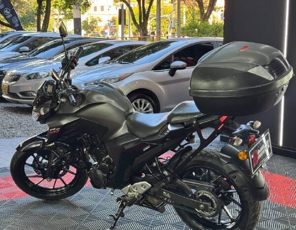 
								YAMAHA FZ-N 250 full									
