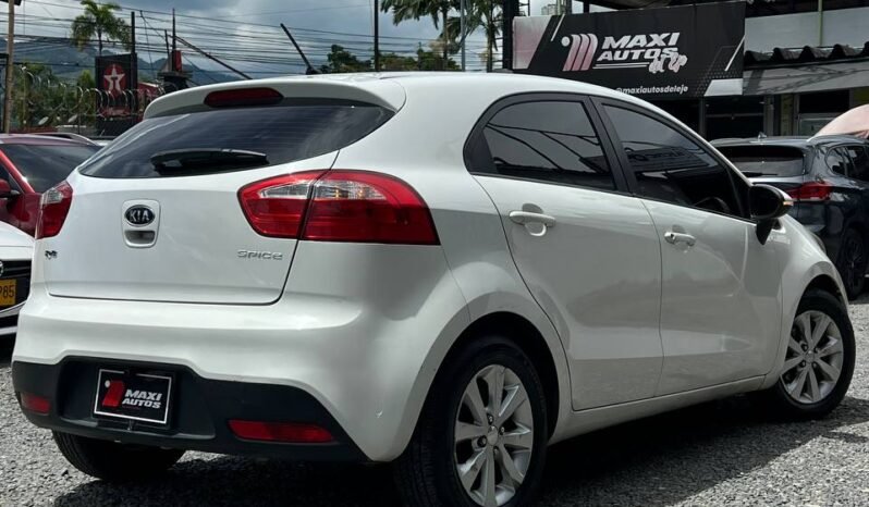 
								KIA RIO UB EX HB 1.4 MT full									