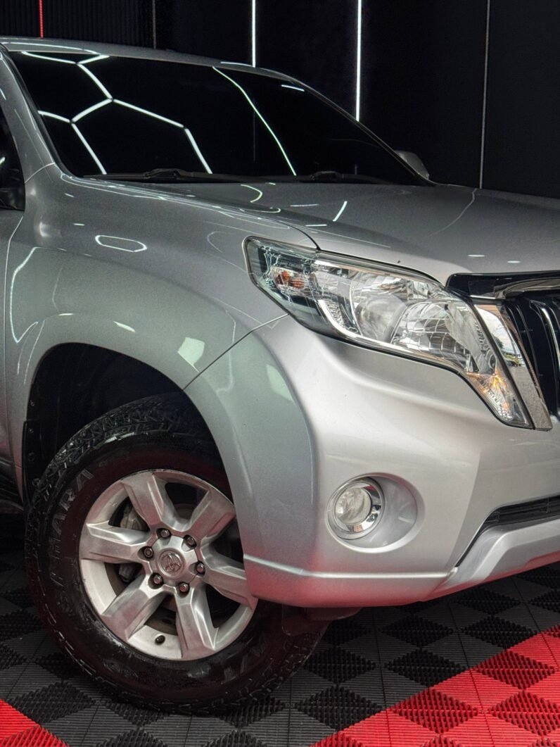 
								TOYOTA PRADO TX 4.0L AT 4×4 full									