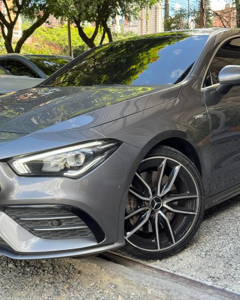 
								MERCEDES-BENZ CLA35 4MATIC 2.0 AT full									