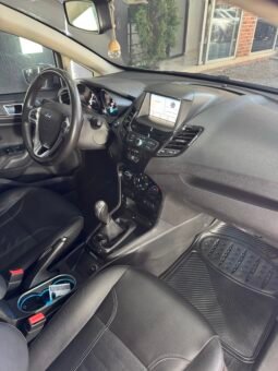 
										FORD FIESTA TITANIUM 1.600 CC MECANICO full									