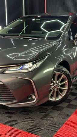 
										TOYOTA COROLLA XEI AT 1.8 HIBRIDO full									