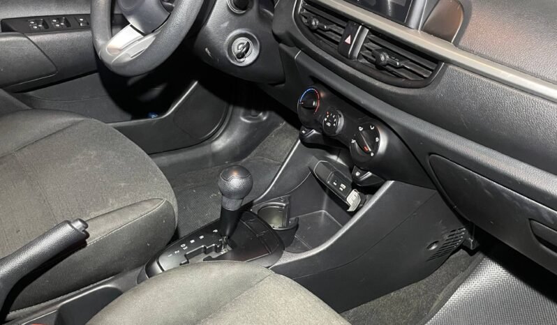 
								KIA PICANTO VIBRANT AT 1.250 full									