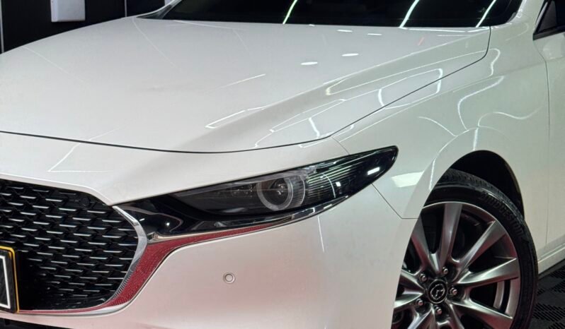 
								MAZDA 3 GRAND TOURING 2.0 AT full									