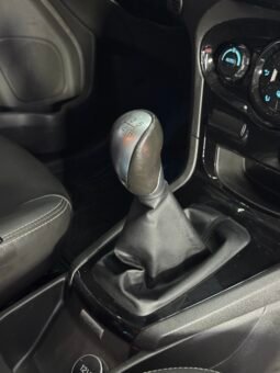 
										FORD FIESTA TITANIUM 1.600 CC MECANICO full									