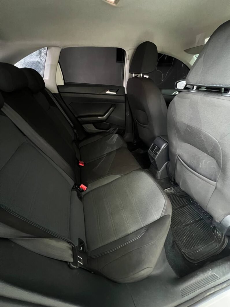 
								VOLKSWAGEN NIVUS COMFORTLINE AT 1.0 TURBO 4X2 full									