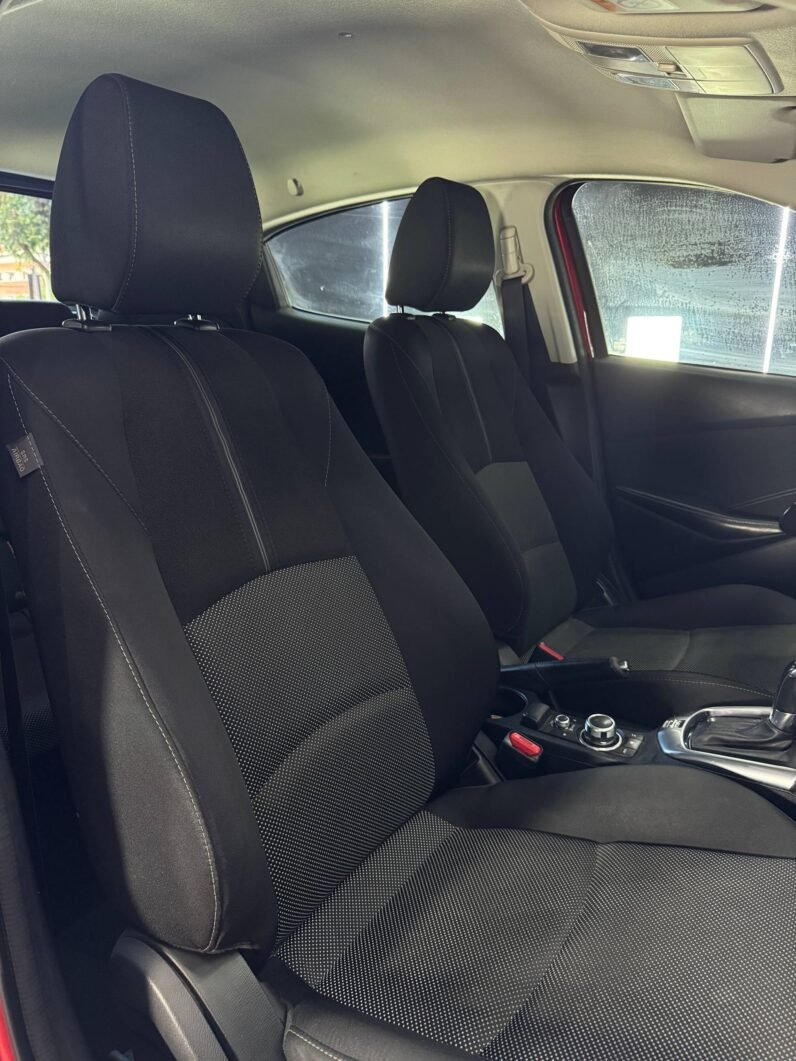 
								MAZDA 2 GRAND TOURING 1.5L AT full									