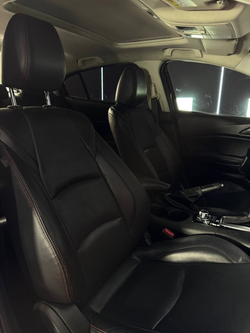 
								MAZDA 3 GRAND TOURING SD full									