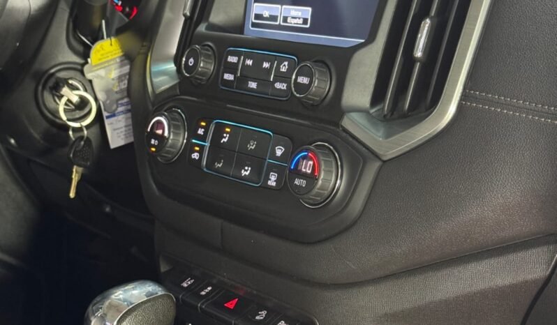 
								CHEVROLET COLORADO HIGH COUNTRY 2.8 AT 4X4 full									