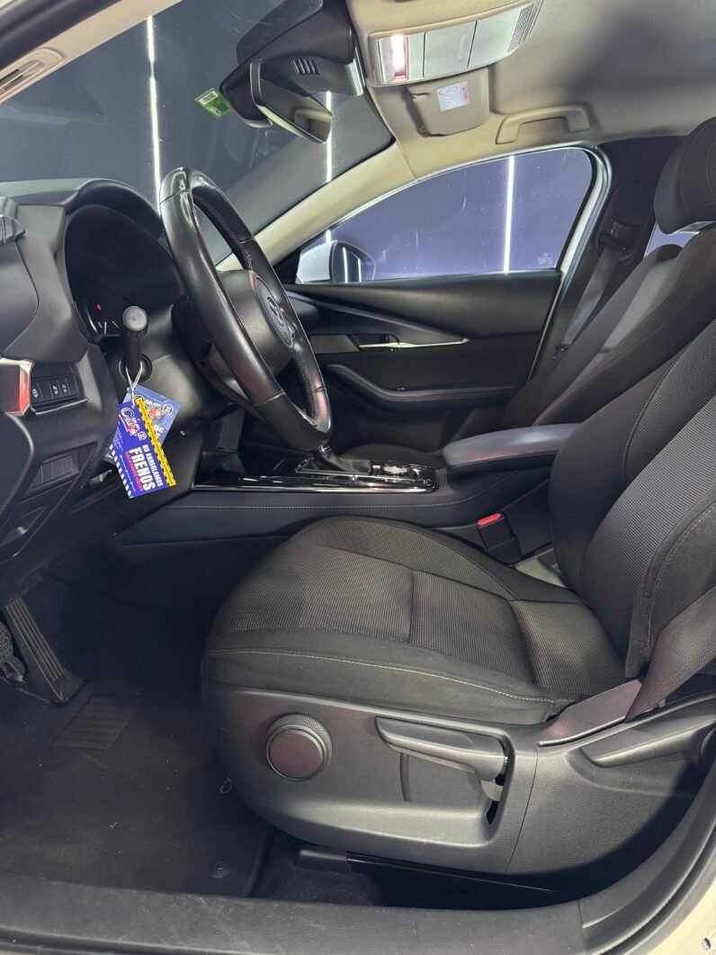 
								MAZDA CX30 TOURING AT 2.0 4X2 full									