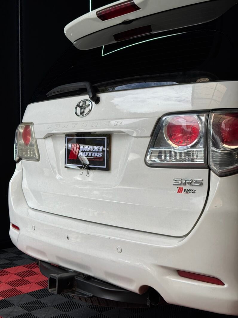 
								TOYOTA FORTUNER 2.7 AT 4×2 URBANA full									