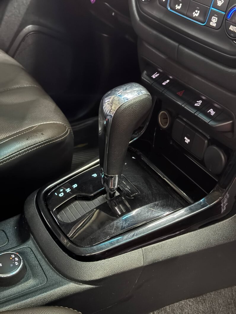 
								CHEVROLET TRAILBLAZER LTZ TP 2.8L 4X4 DIESEL full									