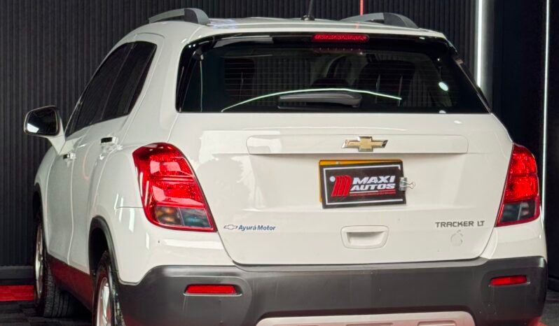 
								CHEVROLET TRACKER LT AT 1.8 full									