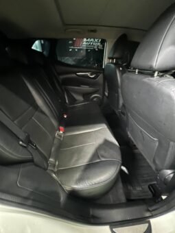 
										NISSAN QASHQAI EXCLUSIVE AT 4X4 2.0 GASOL full									