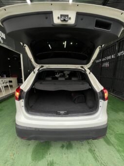 
										NISSAN QASHQAI EXCLUSIVE AT 4X4 2.0 GASOL full									