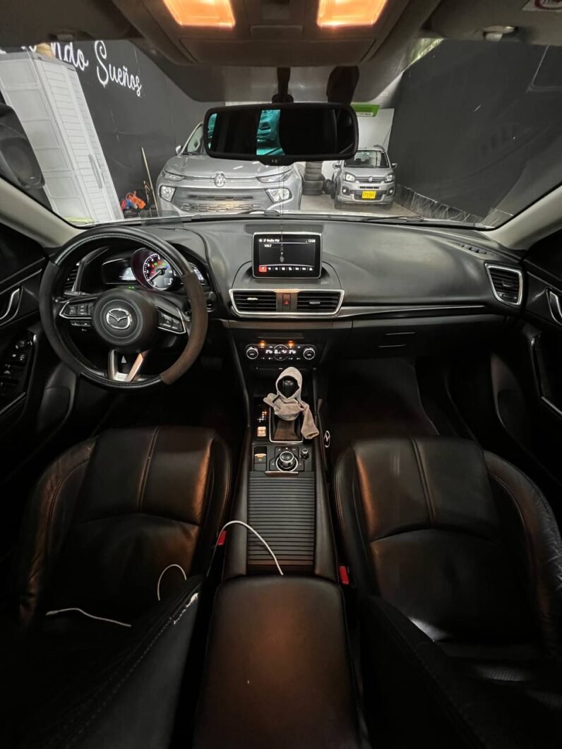 
								MAZDA 3 GRAND TOURING SD full									