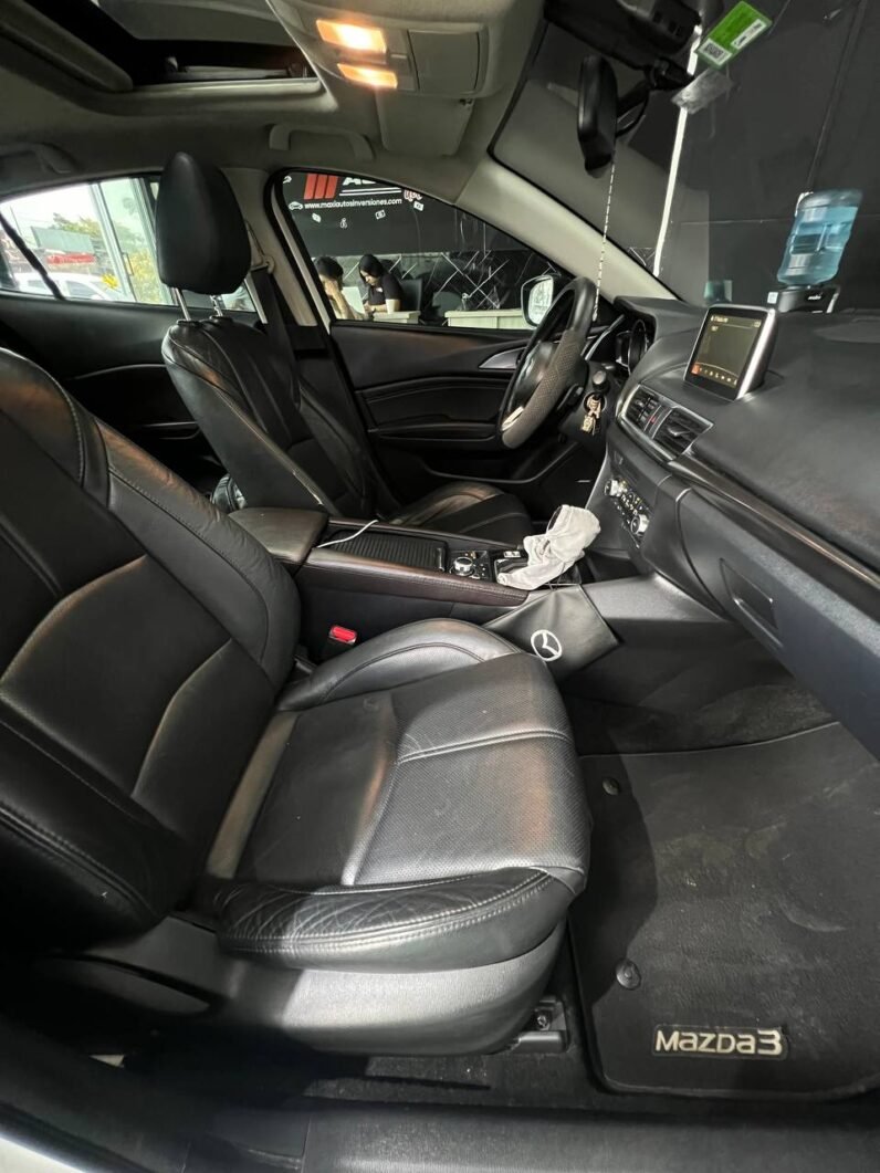 
								MAZDA 3 GRAND TOURING SD full									