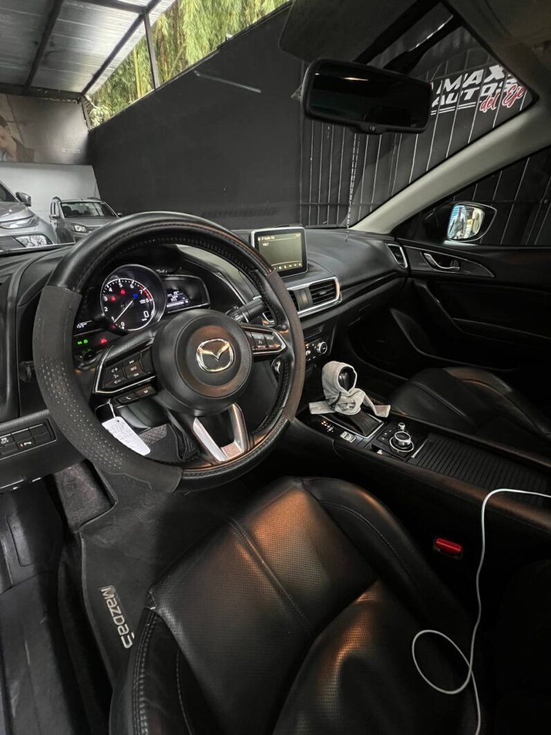 
								MAZDA 3 GRAND TOURING SD full									